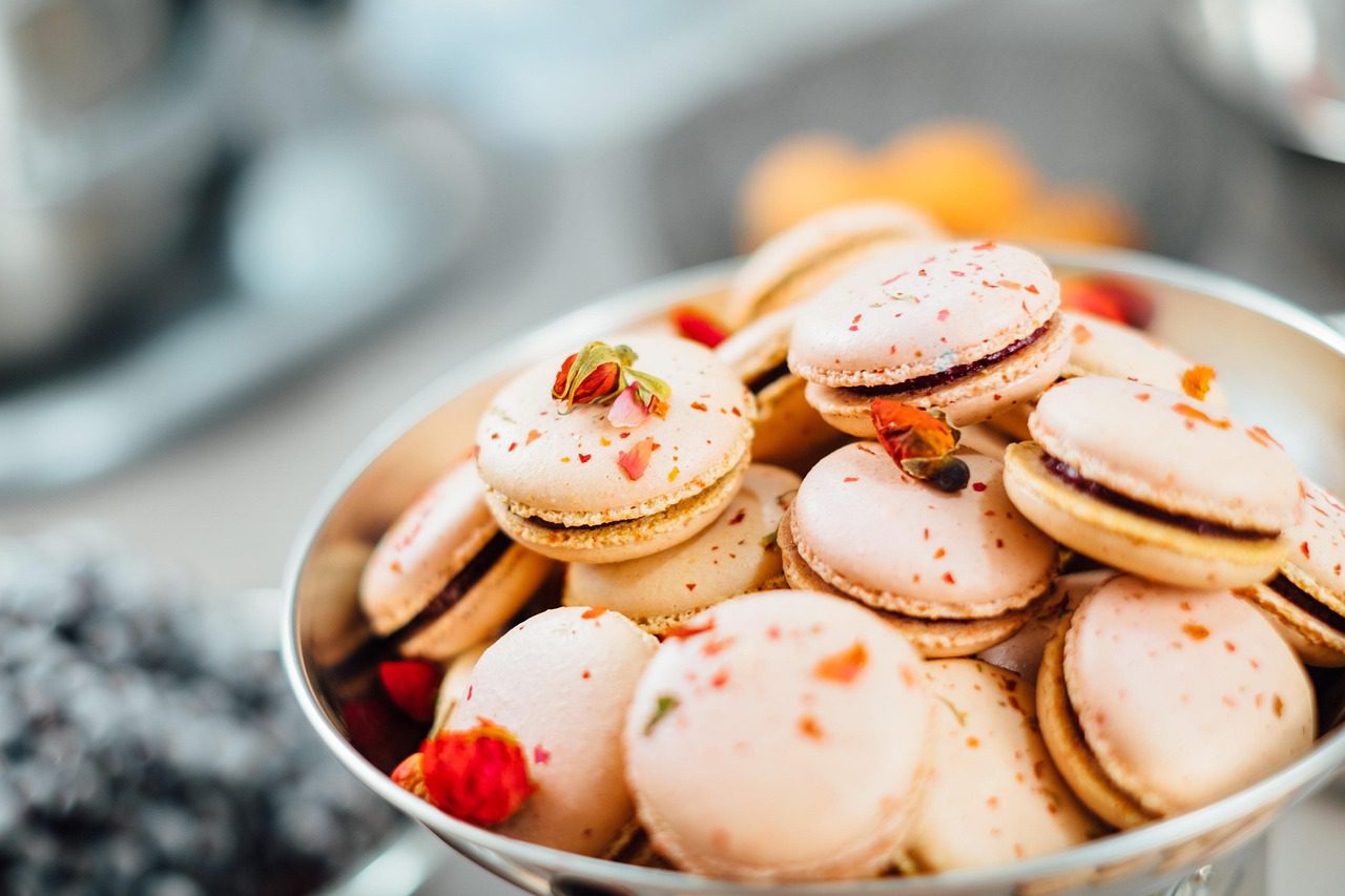 Suisse-Expat Conseil sàrl macarons